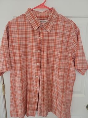 Dockers Men’s Orange & White Plaid Short-Sleeve Sz M Button-Down Shirt Like New